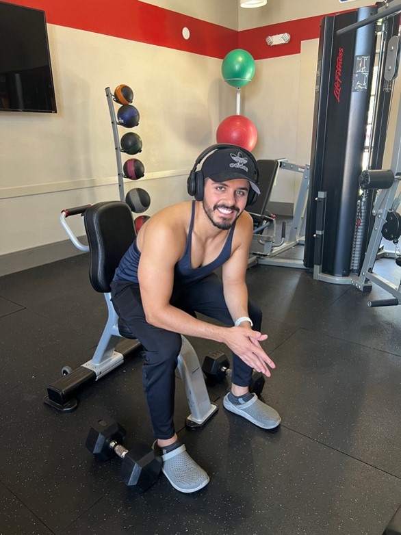 Photo of guy at the gym