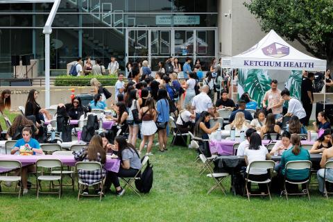 New student orientation picnic