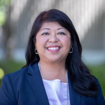 Profile photo of Arlyn Villaruz Thumbnail