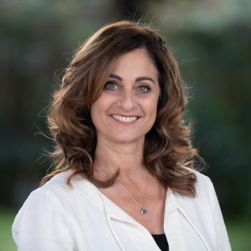 Lisa Rivera directory photo Thumbnail